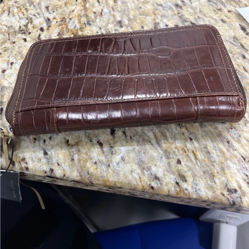 Kenneth Cole Brown Croc-Embossed Wallet - Picture 3 of 5